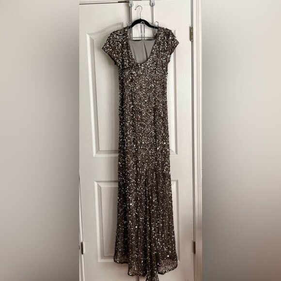 ADRIANNA PAPEL WOMENS GOWN, GREY SEQUINS, size 16 - Picture 2 of 12